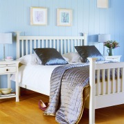 Willis & Gambier Winchester Bedroom Furniture