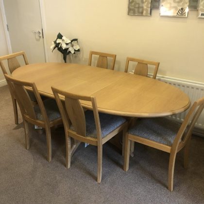 Stockholm Oval Extending Dining Table + 6 Chairs (grey)