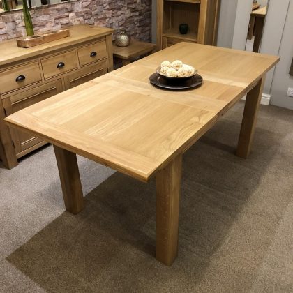 Geneva Medium Extending Dining Table